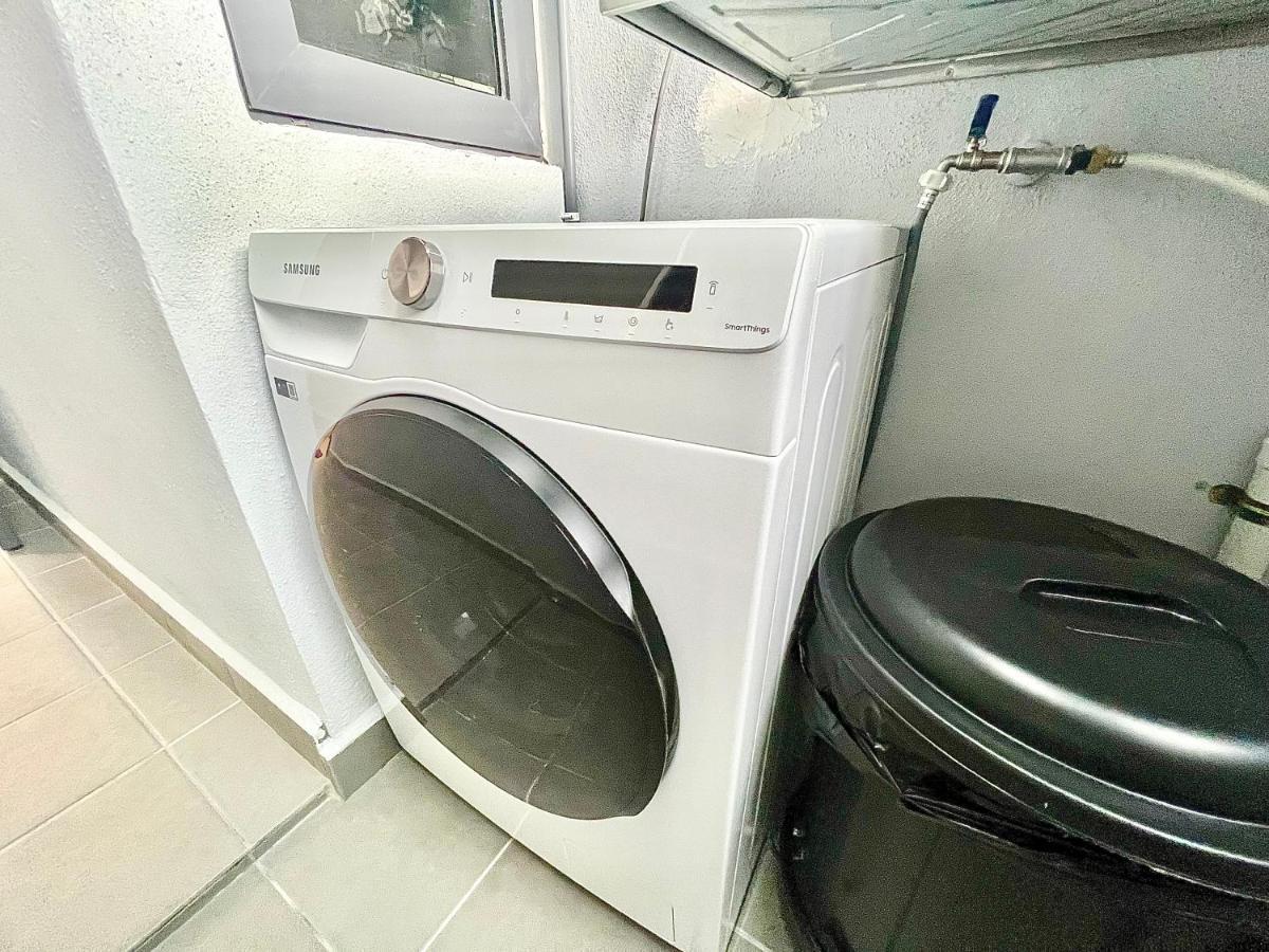 Cozy 1-7 Pax Sunway Pyramid 2Room Wifi Tv Balcony Petaling Jaya Exterior photo